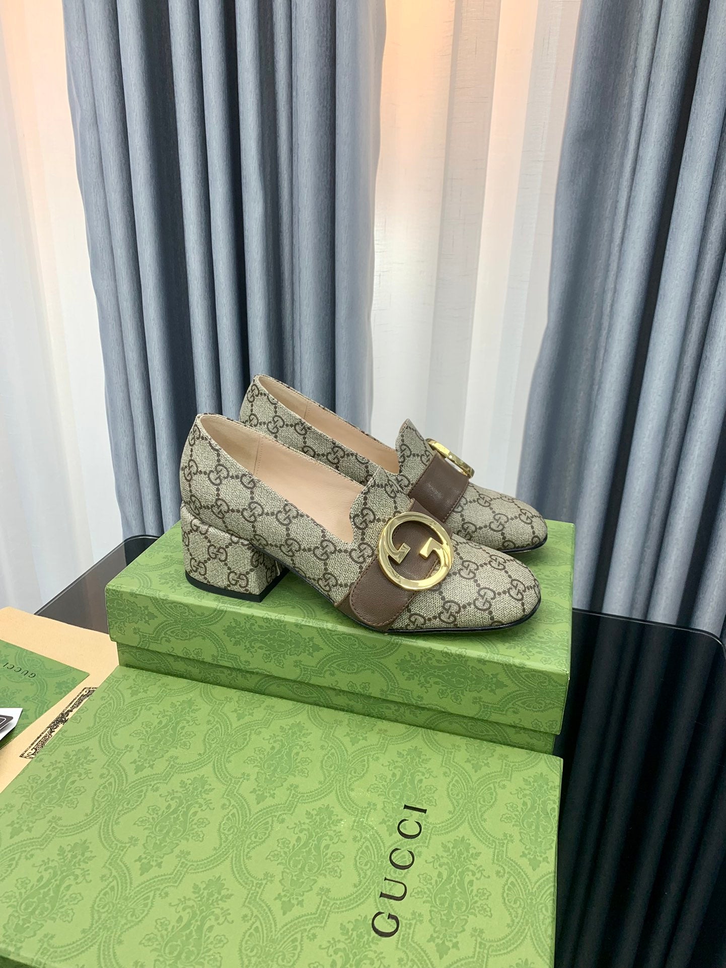 Gucci-Inspired 2022 Early Fall Double GG Round Buckle Shoes