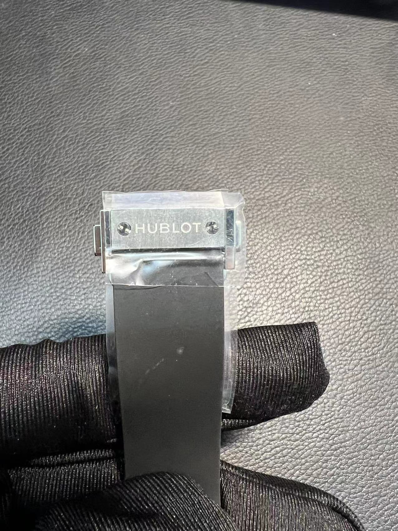 Hublot Luxury Watch – Bold Design, Precision Craft