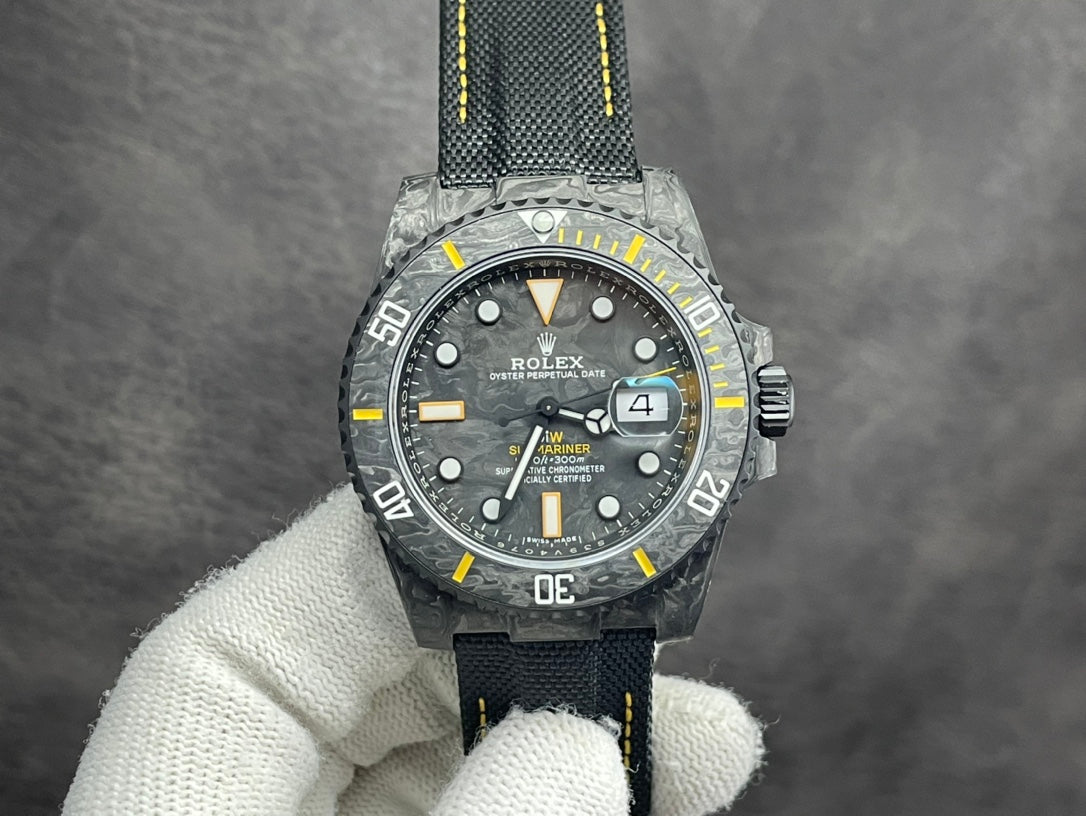 Top-Grade Carbon Sea-Dweller | Lightest, Brightest Rolex-Inspired Dive Watch