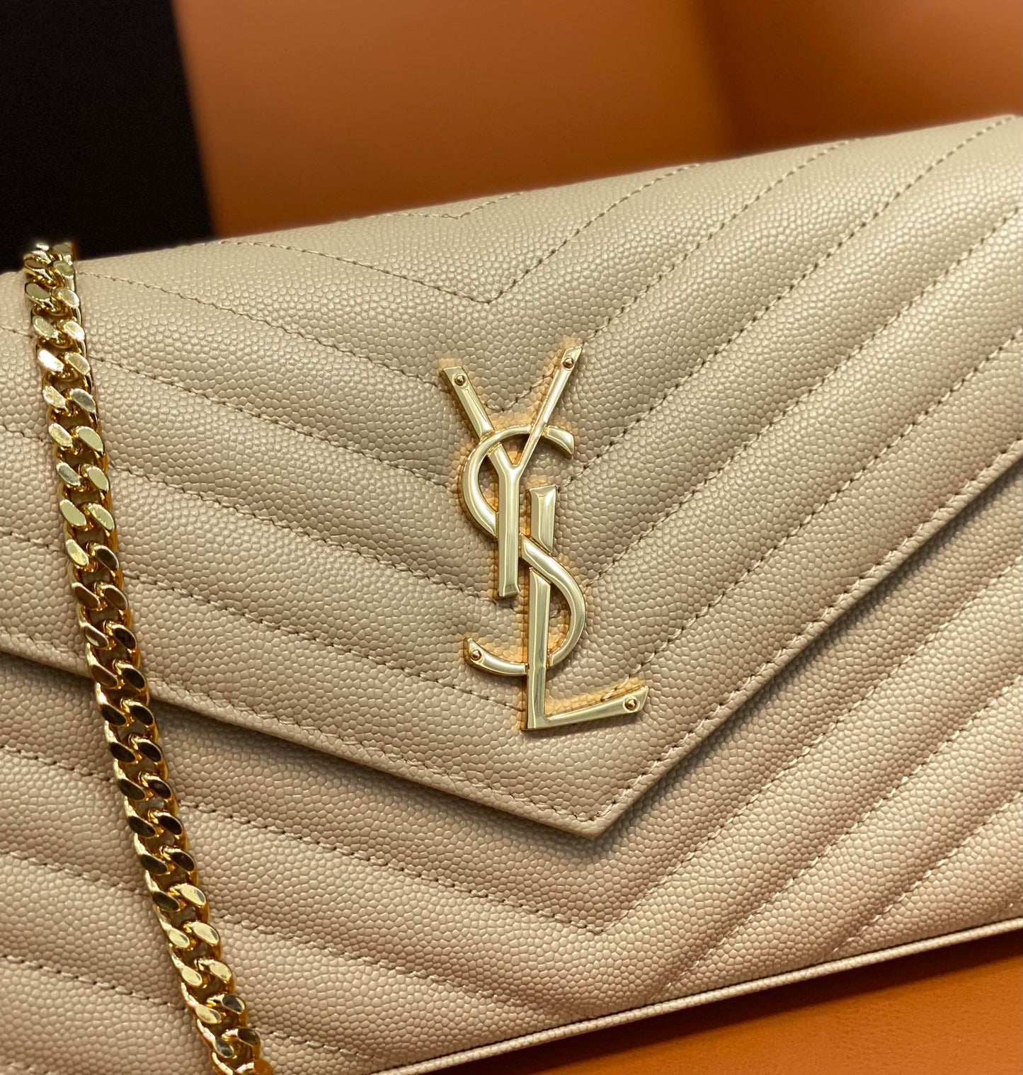 YSL 360452  Gold Hardware Chain Crossbody Bag – Jing Tian Edition | Caviar Leather | Multi-Card Clutch