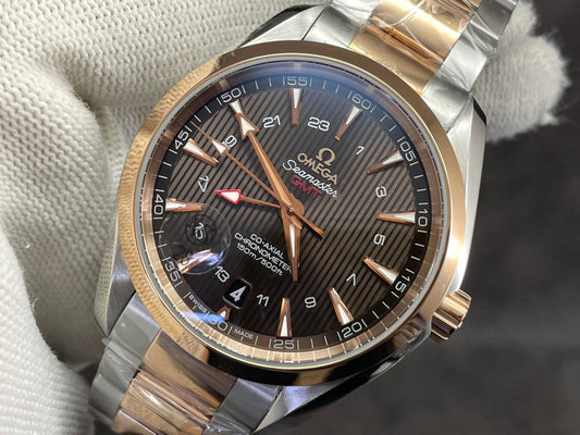 Luxury GMT Teak Dial – 41.5mm
