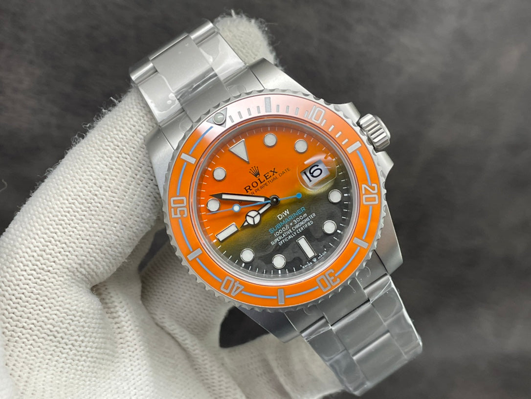 Submariner – Champagne Dial & Real Carbon Bezel