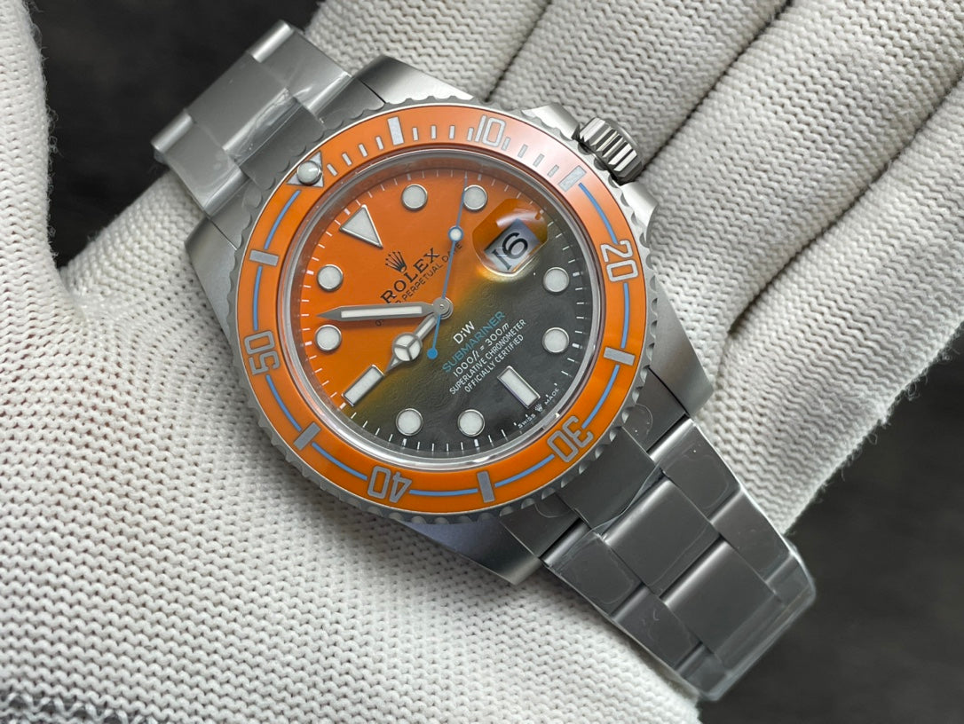 Submariner – Champagne Dial & Real Carbon Bezel