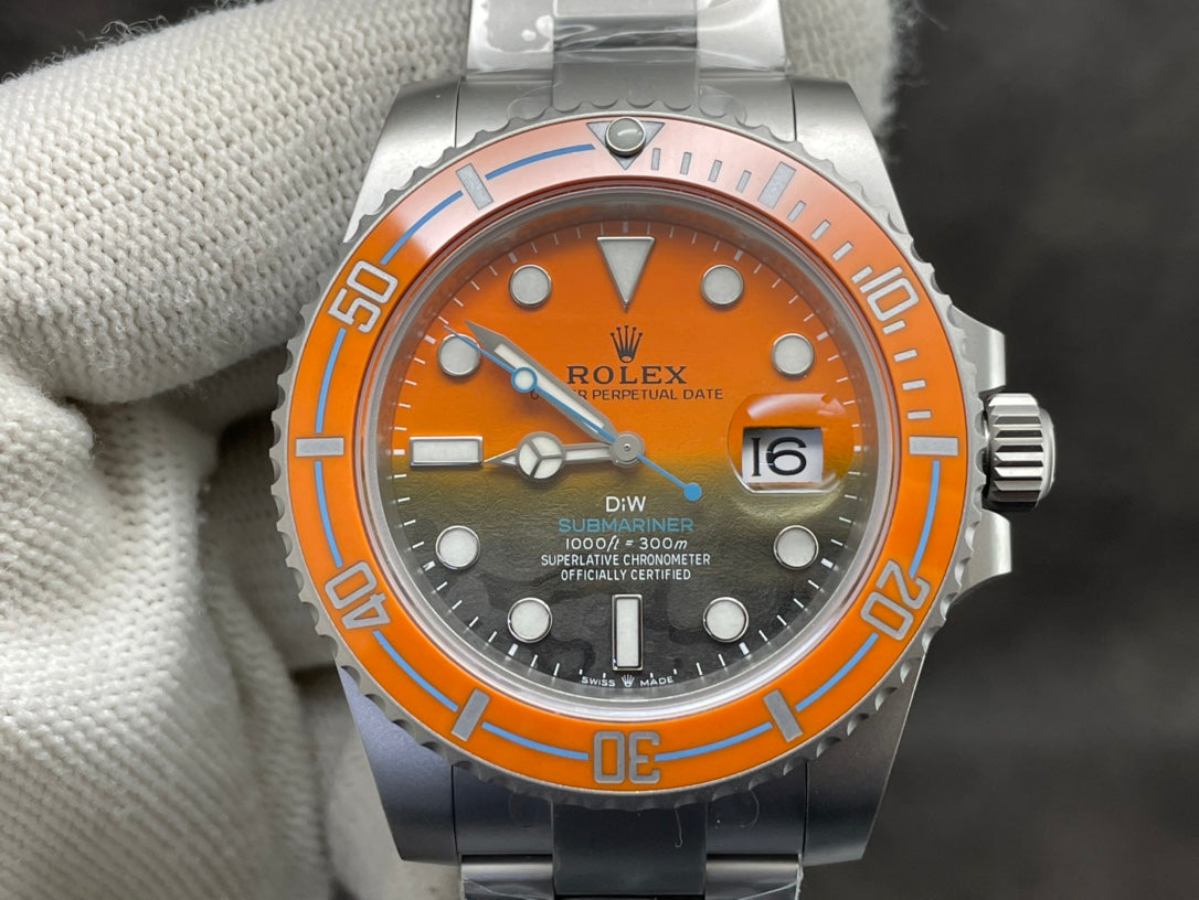 Submariner – Champagne Dial & Real Carbon Bezel