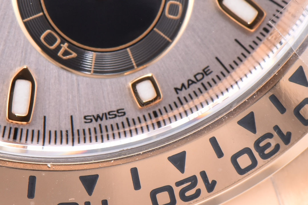GMT Watch – New “Victoria Dial” Edition with Dual-Tone Shine