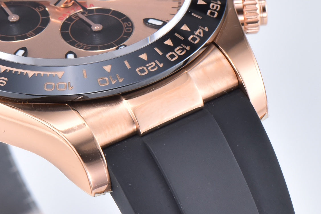 GMT  – “Victoria Champagne Dial”