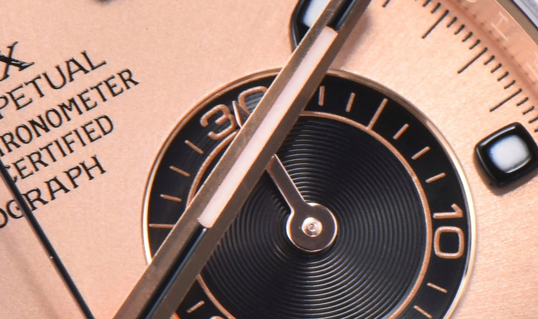 GMT  – “Victoria Champagne Dial”
