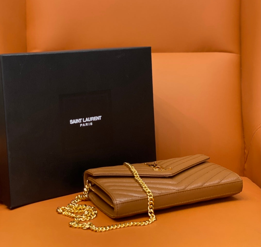 YSL 360452  Gold Hardware Chain Crossbody Bag – Jing Tian Edition | Caviar Leather | Multi-Card Clutch