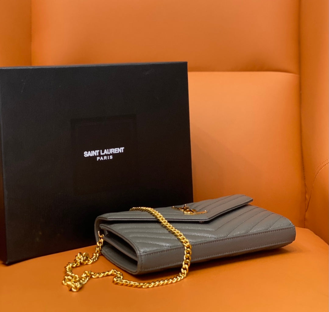YSL 360452  Gold Hardware Chain Crossbody Bag – Jing Tian Edition | Caviar Leather | Multi-Card Clutch