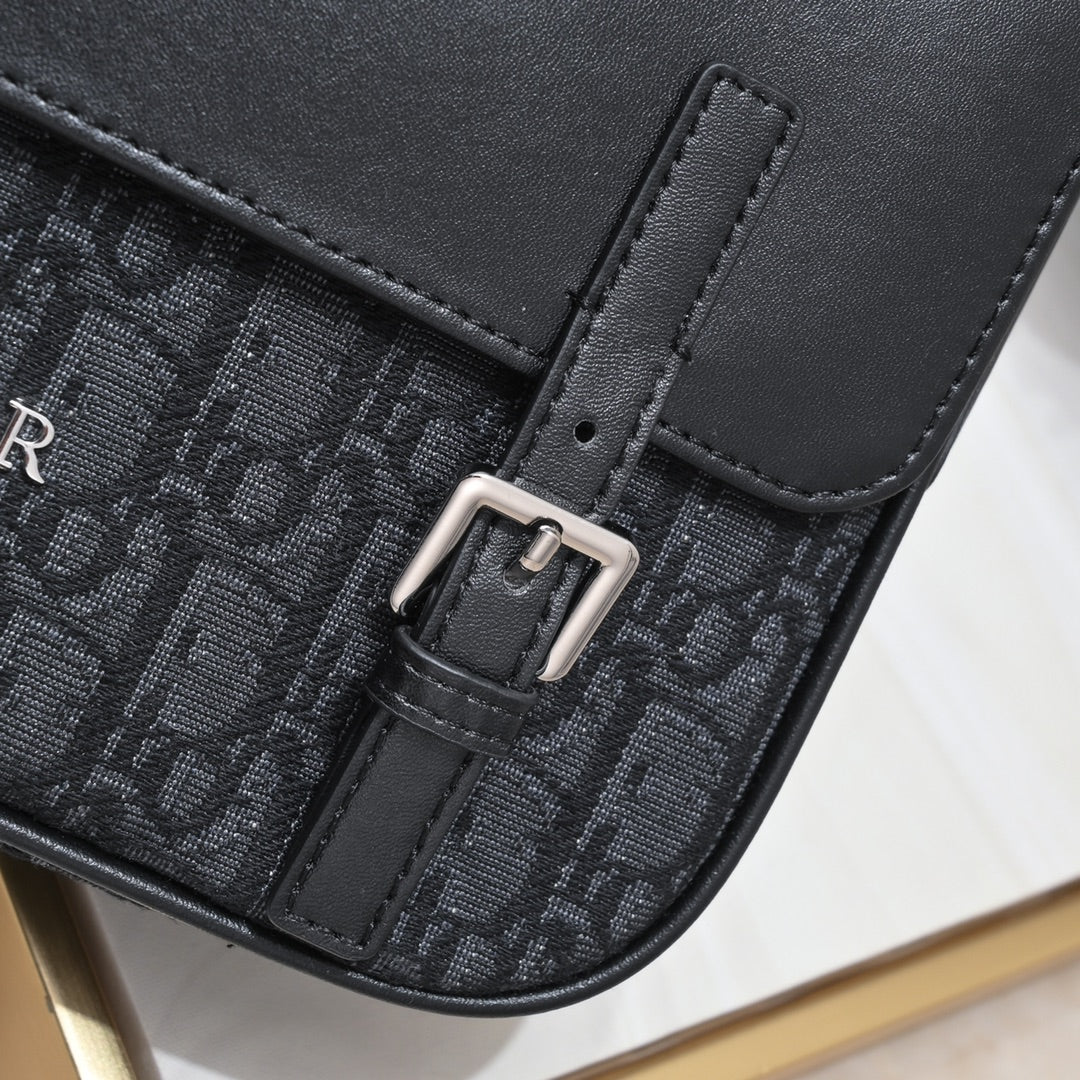 Dior Oblique Men’s Messenger Bag – Black/Gray | Leather Strap Accent | With Box