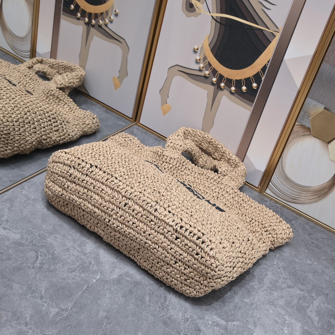 Handwoven Raffia Fiber Large Colorblock Tote – Style 1846