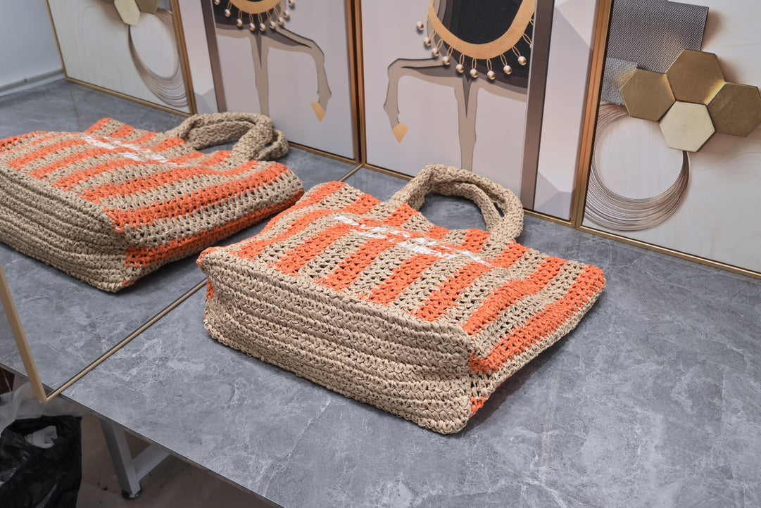 Handwoven Raffia Fiber Large Colorblock Tote – Style 1846