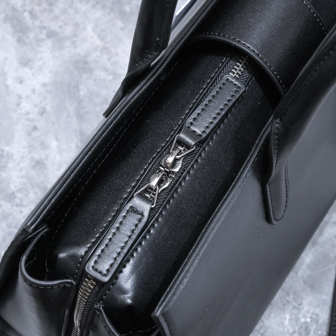 Premium Calfskin Structured Shopping Bag – 3-Way Carry
