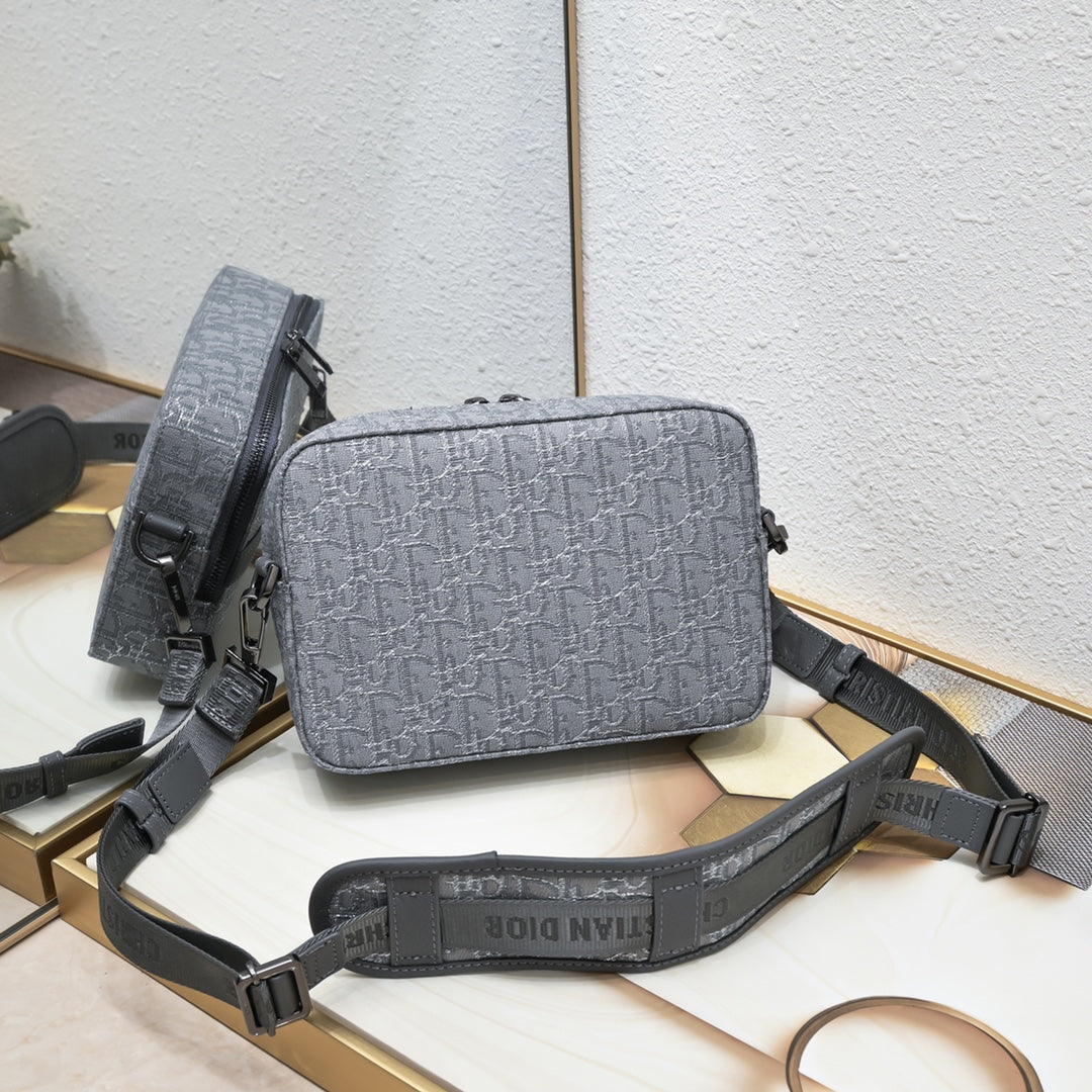 Dior Homme Camera Bag – Oblique Canvas & Genuine Leather | Latest Color Release