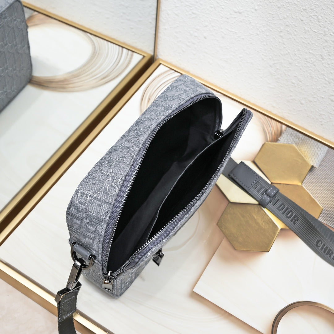 Dior Homme Camera Bag – Oblique Canvas & Genuine Leather | Latest Color Release