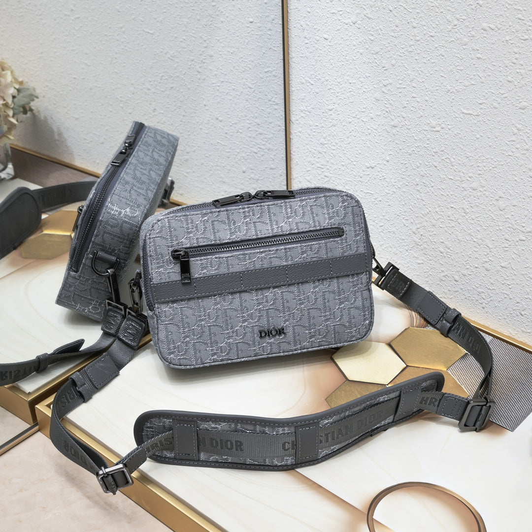 Dior Homme Camera Bag – Oblique Canvas & Genuine Leather | Latest Color Release