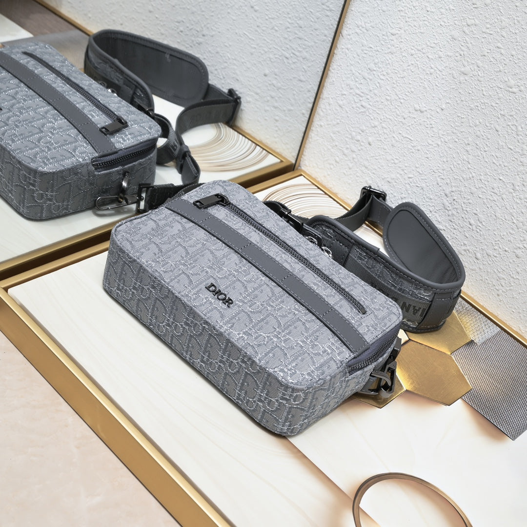 Dior Homme Camera Bag – Oblique Canvas & Genuine Leather | Latest Color Release