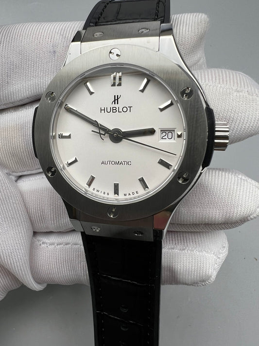 Hublot 38mm – Leather Strap Edition