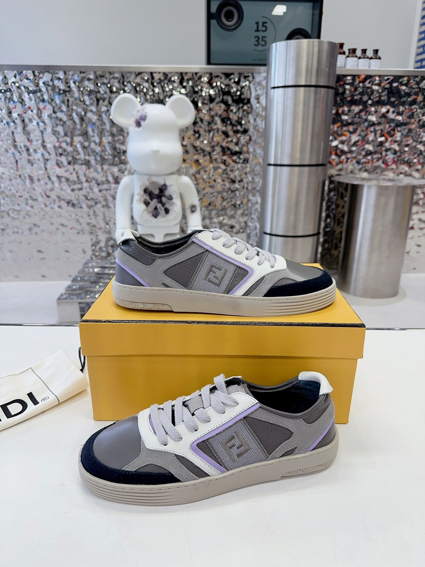 FENDI Unisex Premium Leather Sneakers