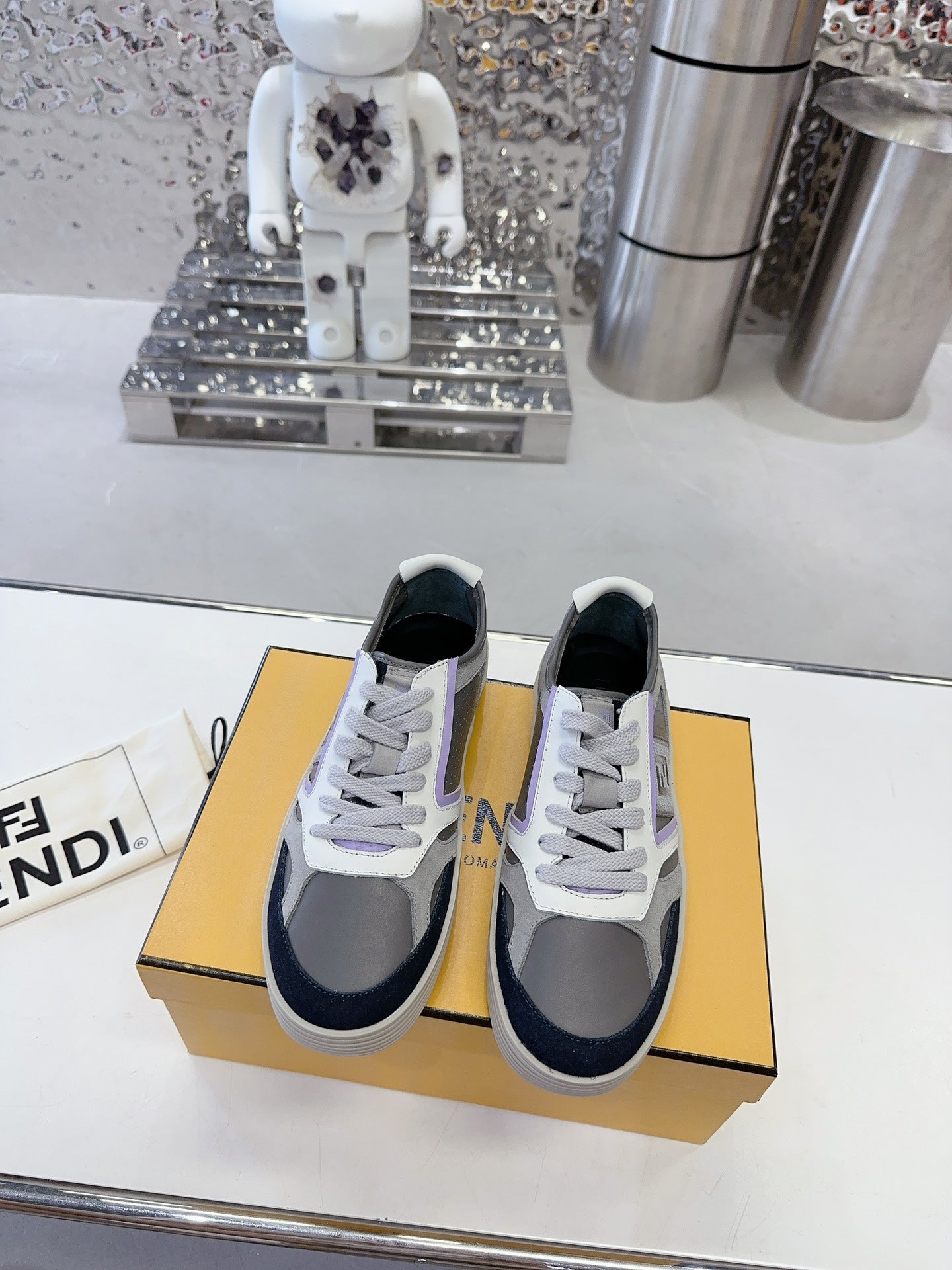 FENDI Unisex Premium Leather Sneakers