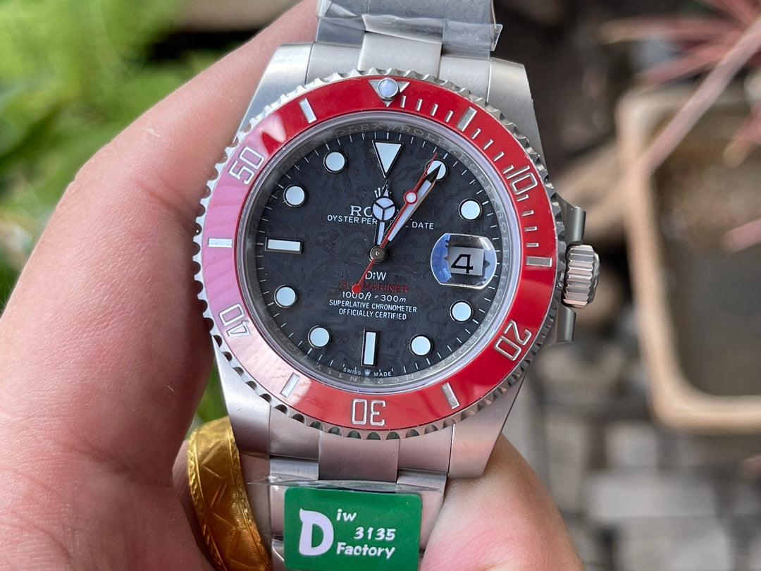 Submariner Parakeet – Custom Carbon Bezel & Enamel Dial