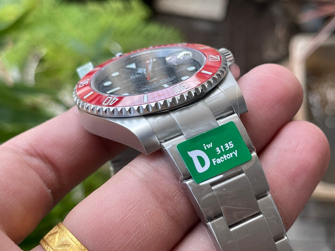 Submariner Parakeet – Custom Carbon Bezel & Enamel Dial