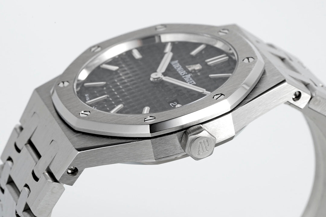 Audemars Piguet Royal Oak Ladies  Watch - Master Edition (33mm)
