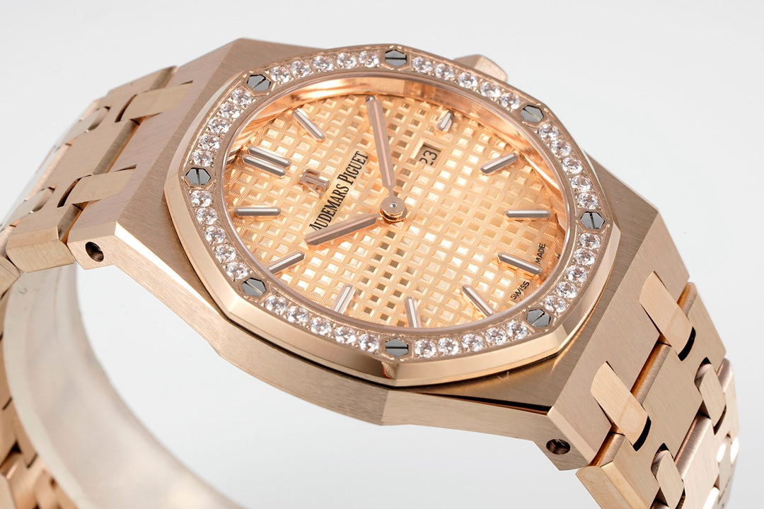Audemars Piguet Royal Oak Ladies Watch – Rose Gold Elegance