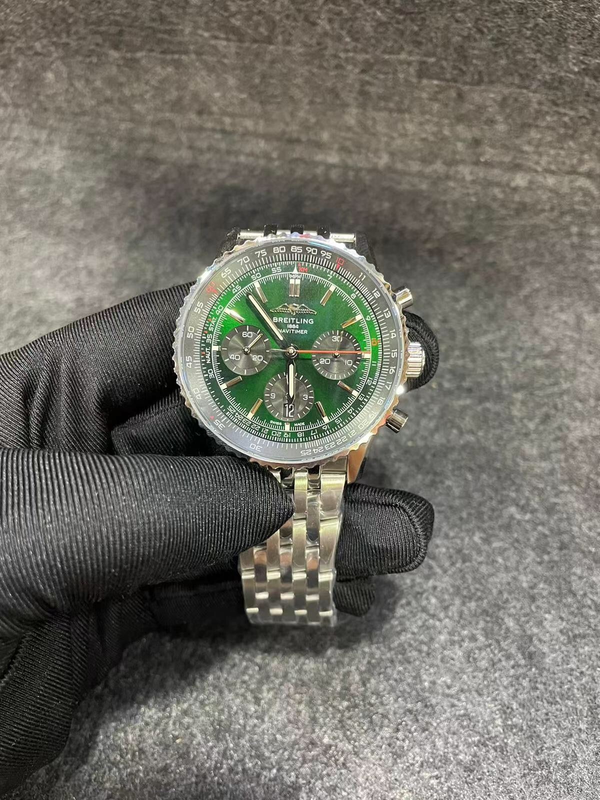 Breitling Navitime Edition (43mm)