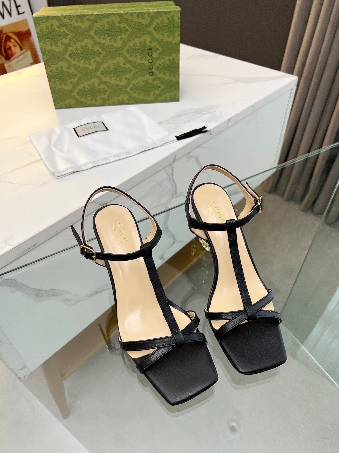2024 Gucci-Inspired Cowhide Thick Heel with Rhinestone Detail – 6.5cm