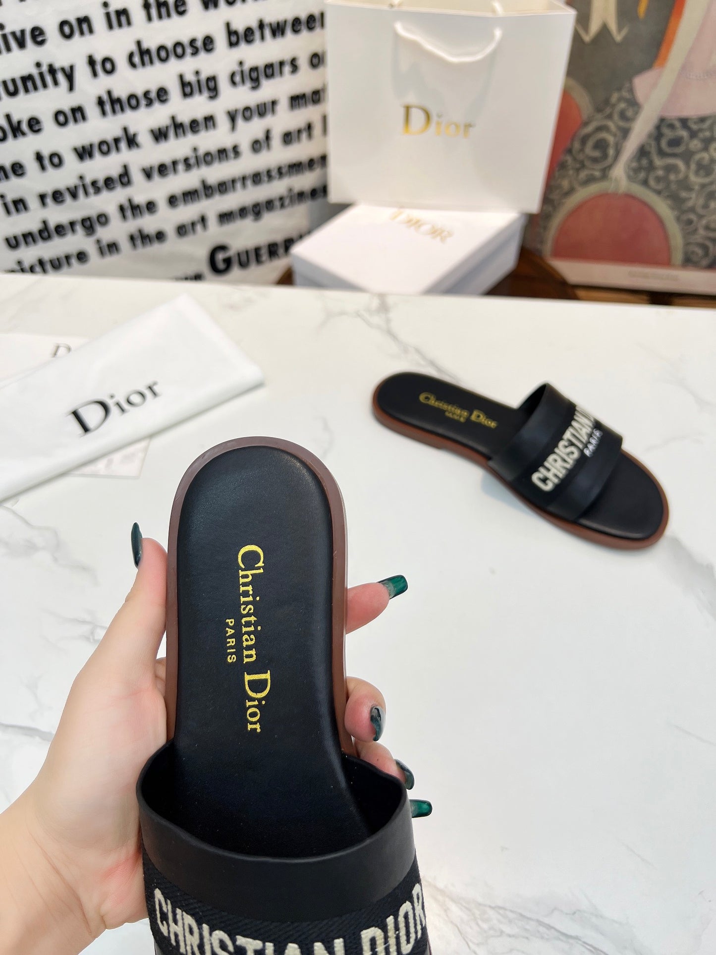 DIOR 2024 Spring/Summer Embroidered Logo Slides – Must-Have