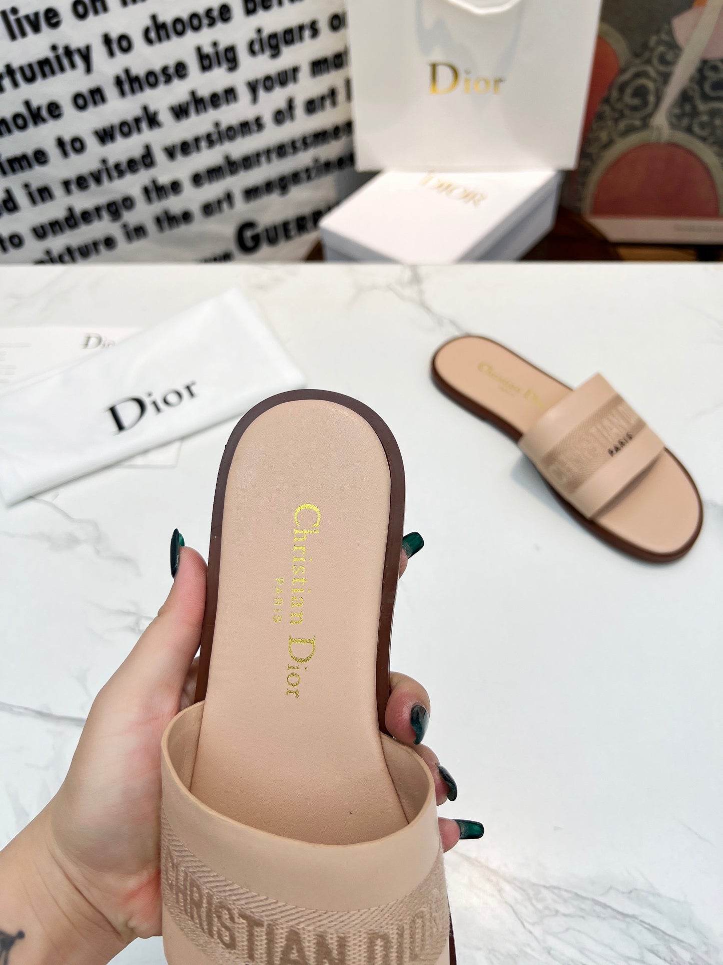 DIOR 2024 Spring/Summer Embroidered Logo Slides – Must-Have