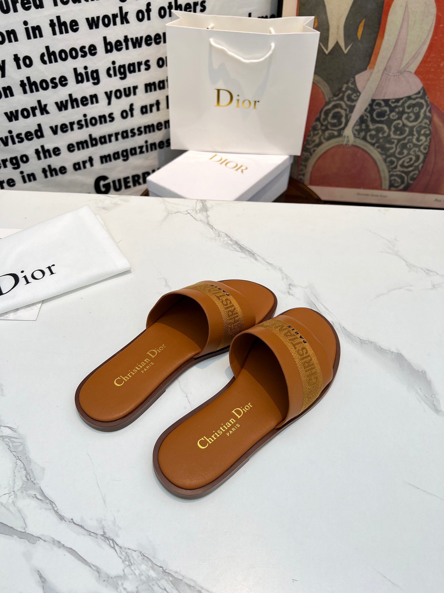 DIOR 2024 Spring/Summer Embroidered Logo Slides – Must-Have