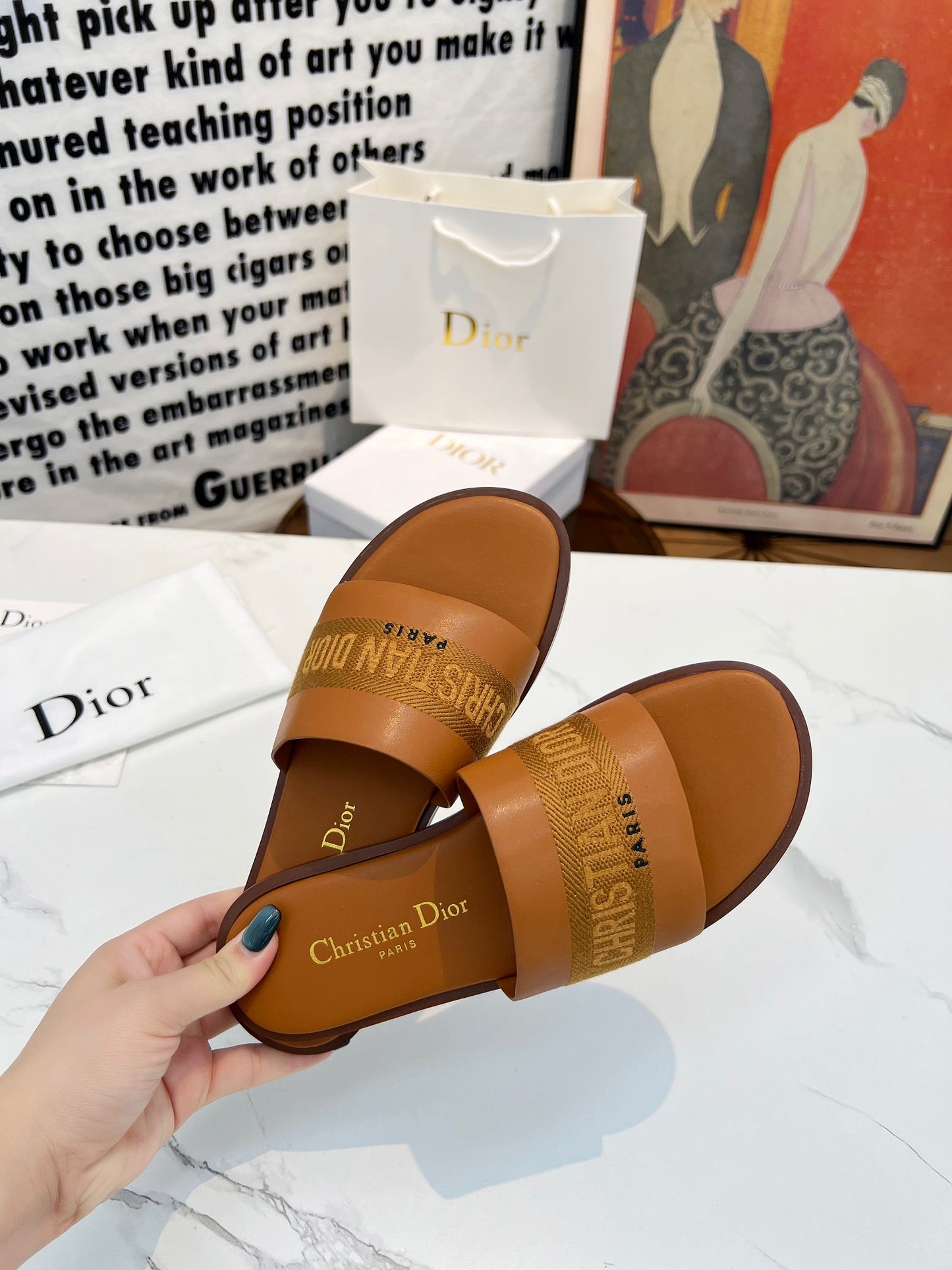 DIOR 2024 Spring/Summer Embroidered Logo Slides – Must-Have