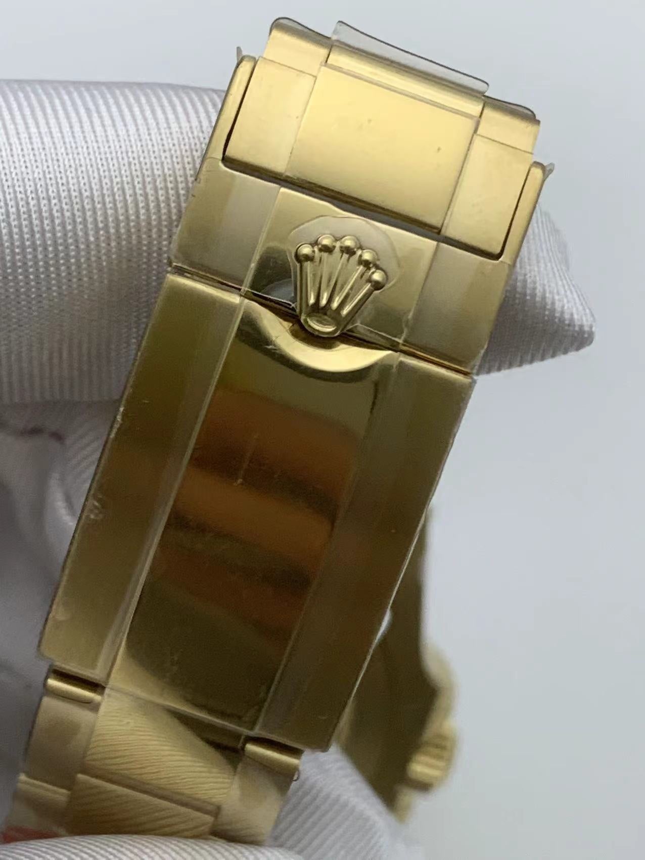 GMT Watch  904L Stainless Steel Precision