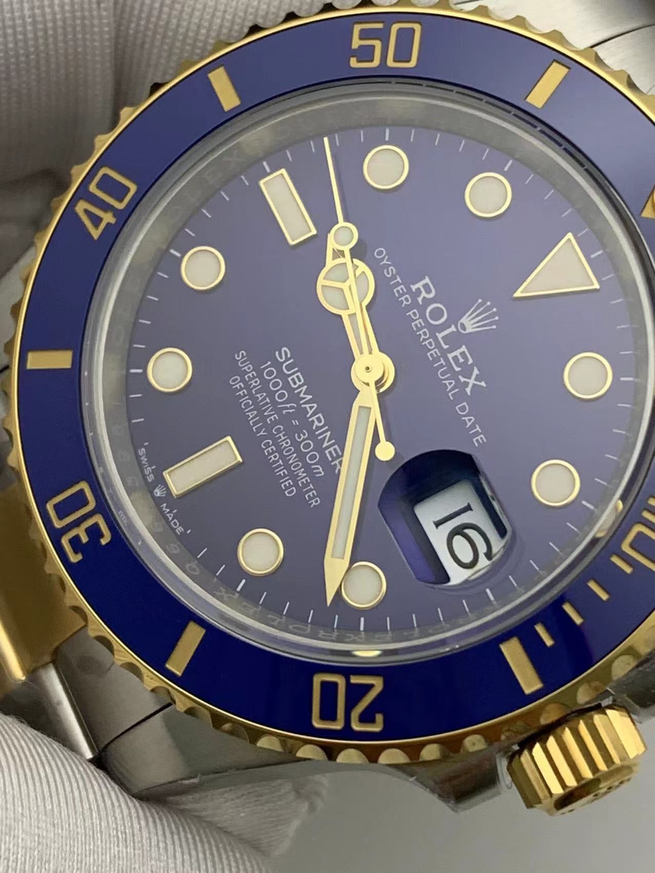 Submariner 41mm – Two-Tone Blue Dial