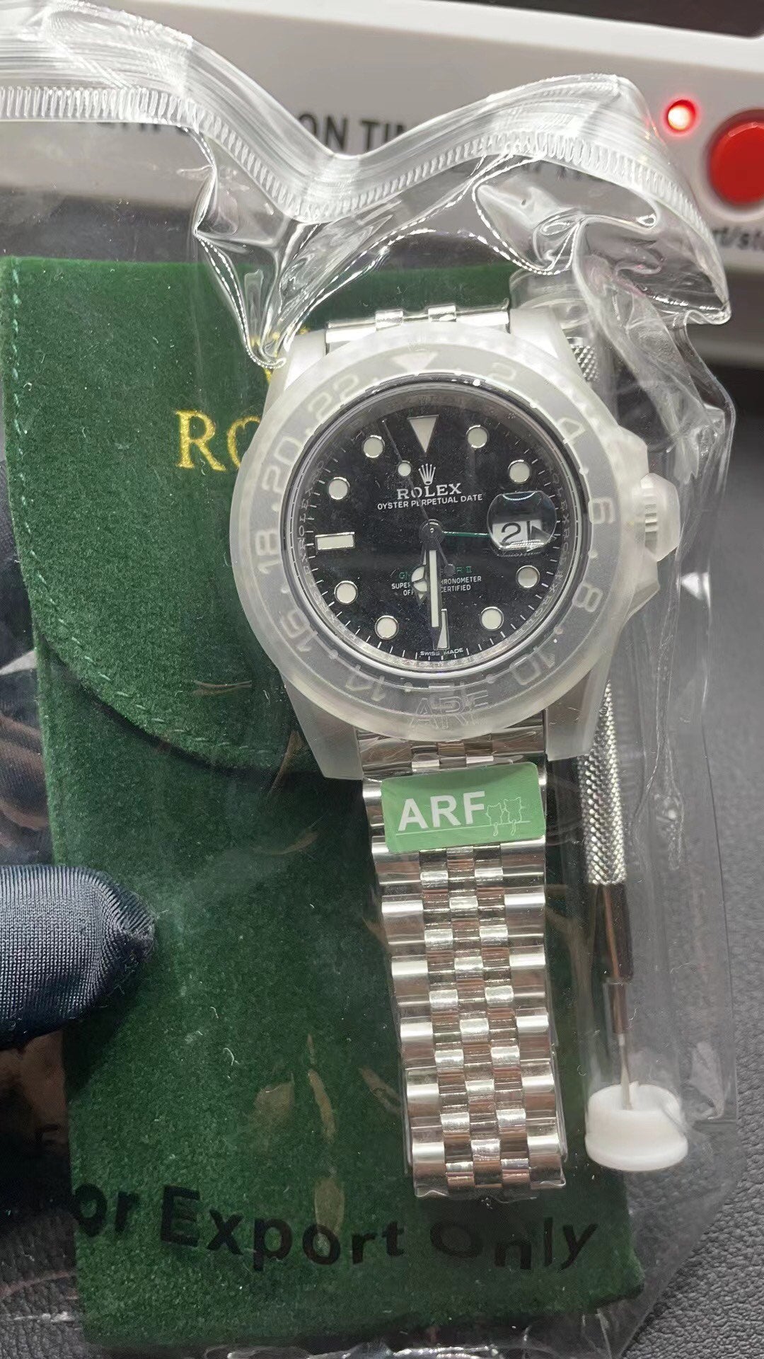 Grey Dial with Black Bezel – Precision Movement