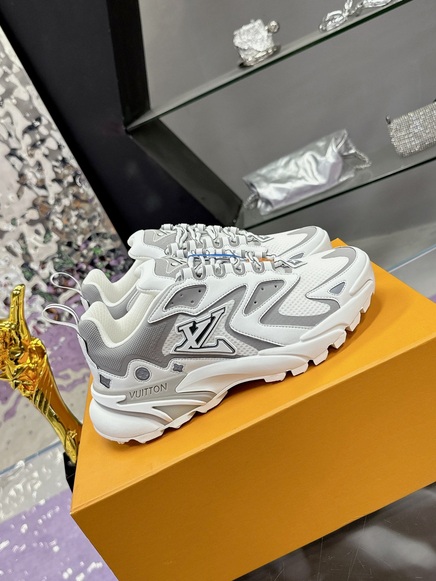 Louis Vuitton L* Runner Tatic Sneakers – 2024 Gradient Edition