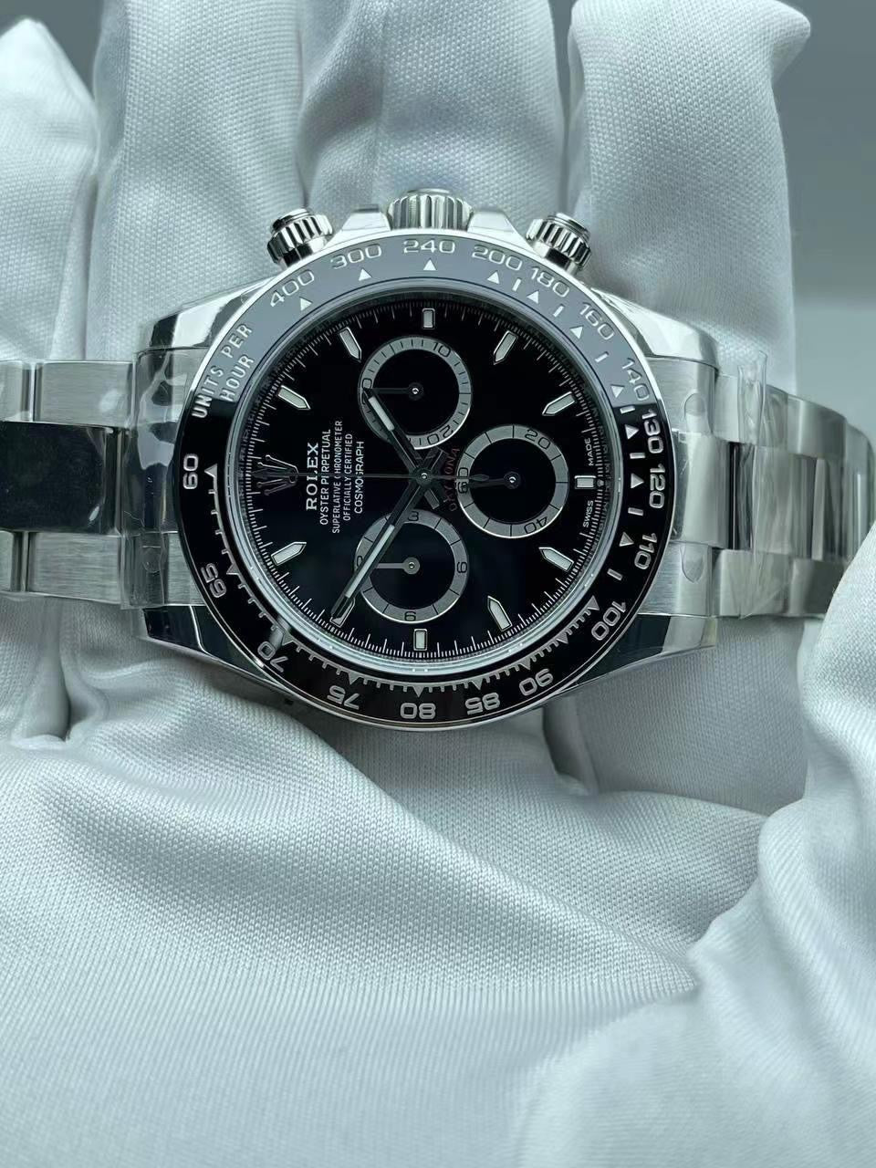 Rolex Cosmograph Daytona  – Black Dial