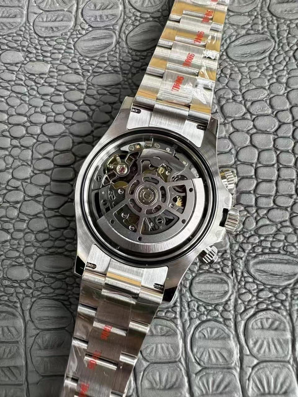 Rolex Cosmograph Daytona  – Black Dial