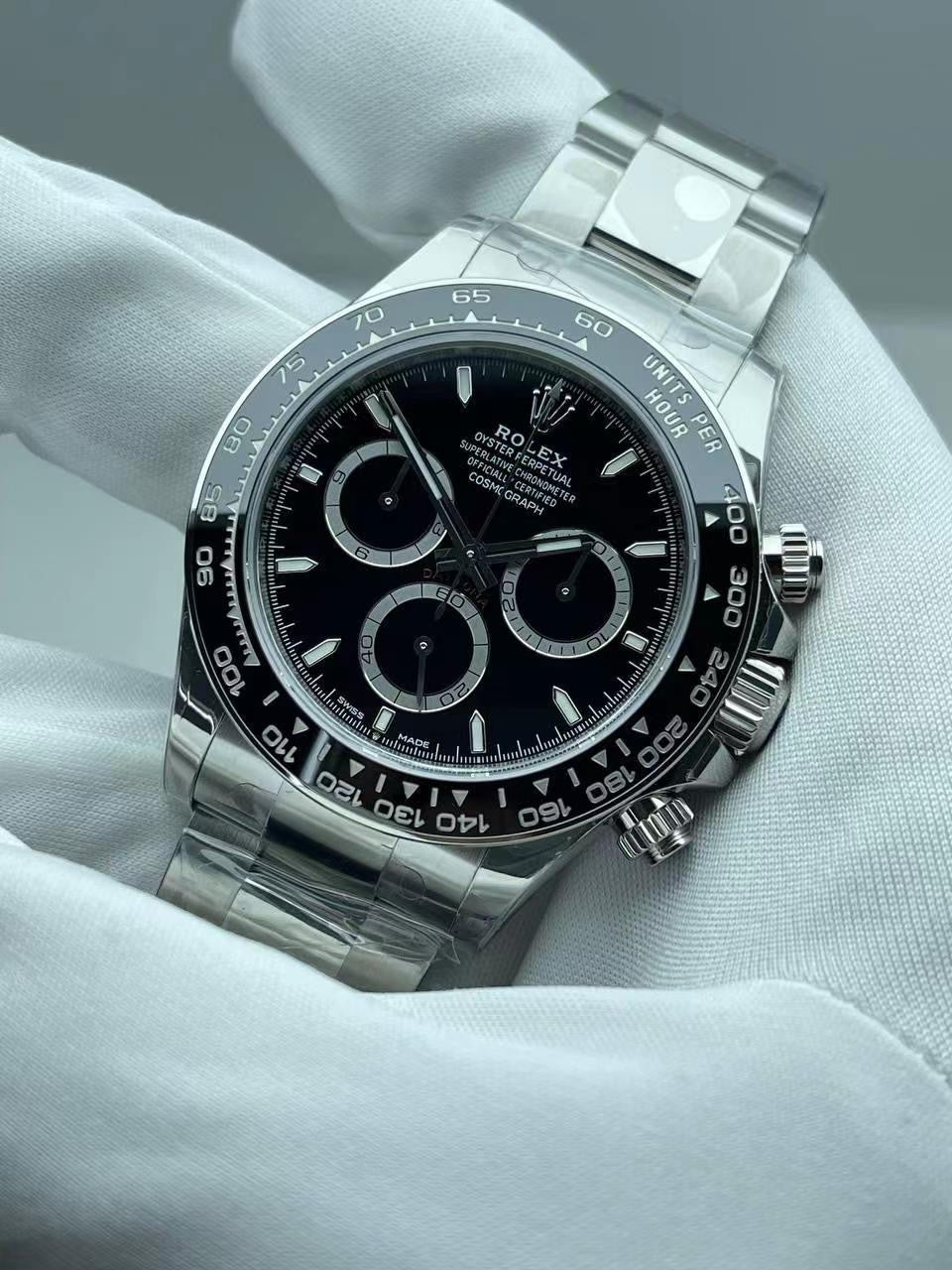 Rolex Cosmograph Daytona  – Black Dial