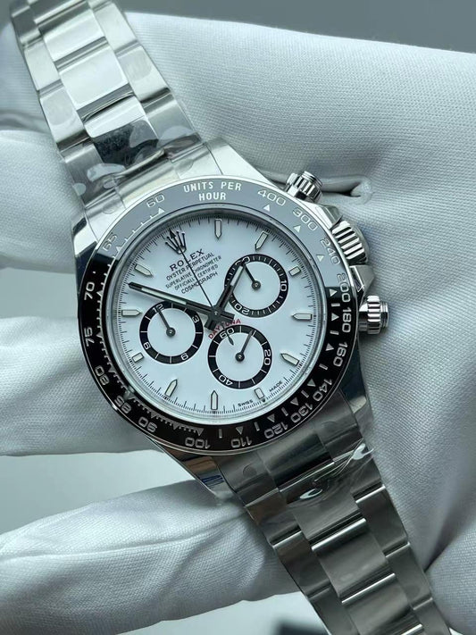 Rolex Cosmograph Daytona 126500LN – White Dial