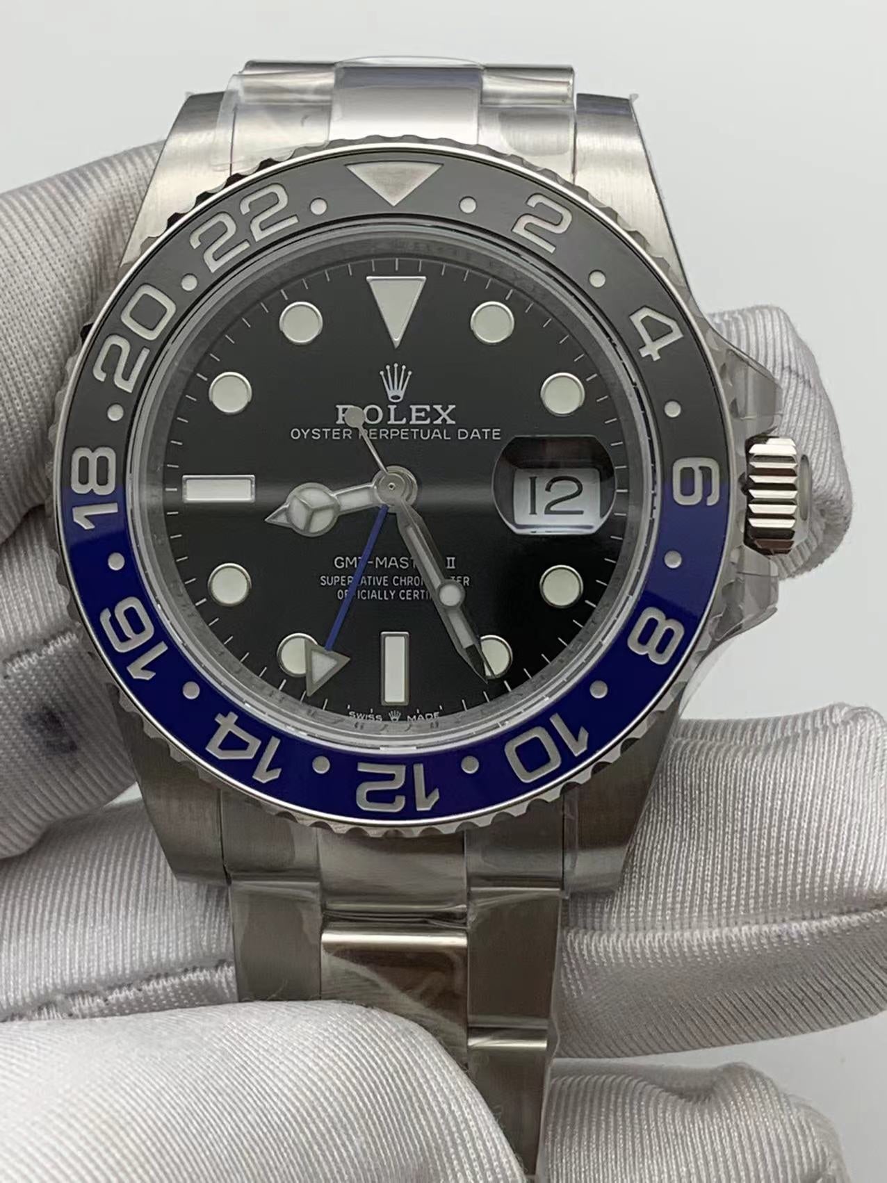GMT – Dual-Time Precision Meets Modern Style