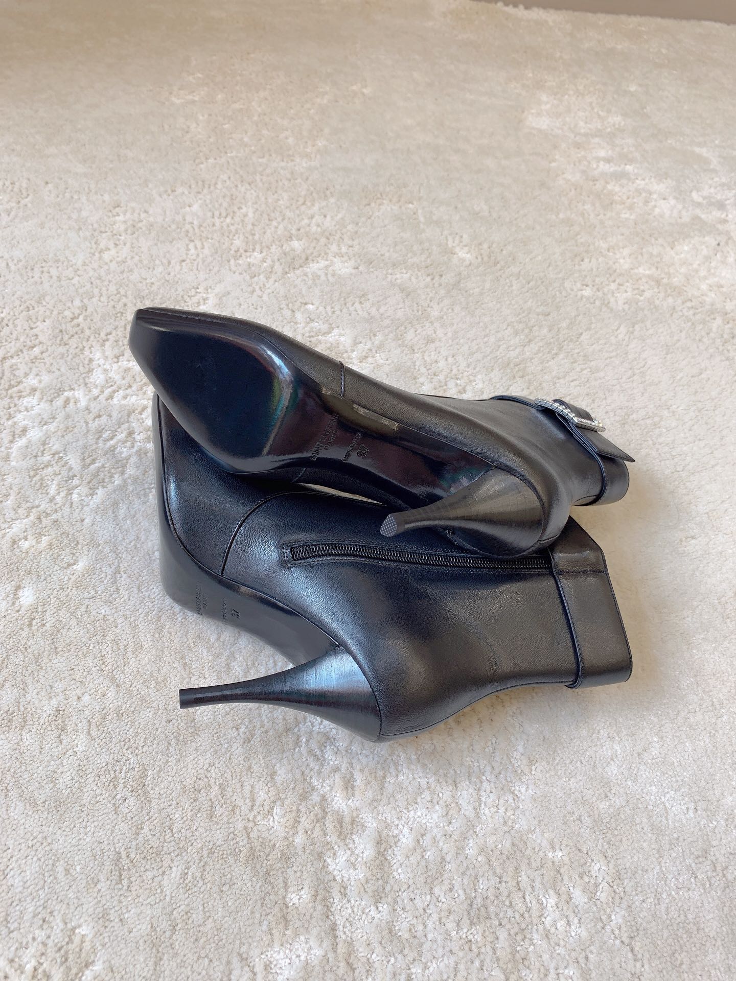 YSL Saint Laurent 24SS Black Ankle Boots – Chic & Edgy