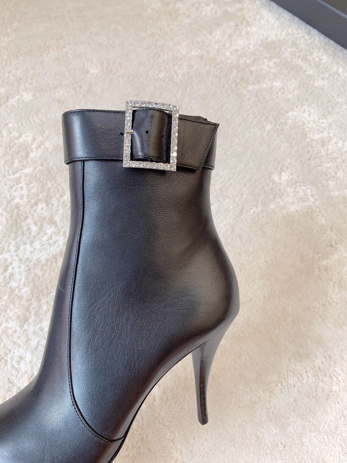 YSL Saint Laurent 24SS Black Ankle Boots – Chic & Edgy