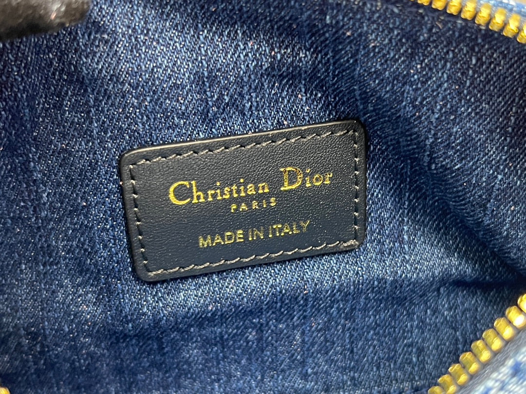 Dior Groove Bag #2348 – Denim Oblique Jacquard in 16cm, 20cm & 25cm