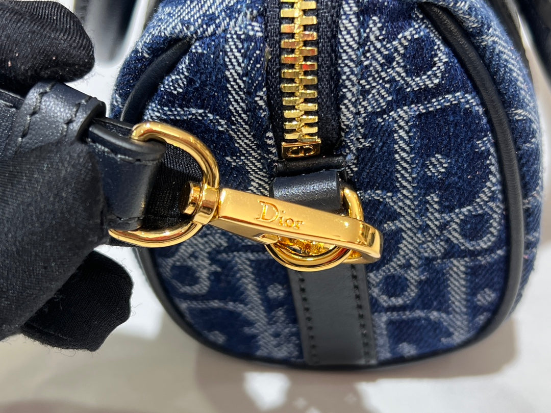 Dior Groove Bag #2348 – Denim Oblique Jacquard in 16cm, 20cm & 25cm