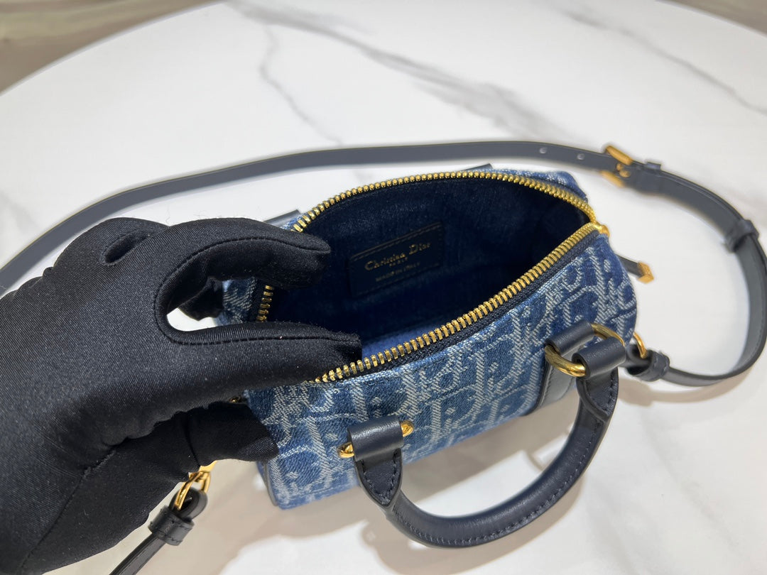 Dior Groove Bag #2348 – Denim Oblique Jacquard in 16cm, 20cm & 25cm