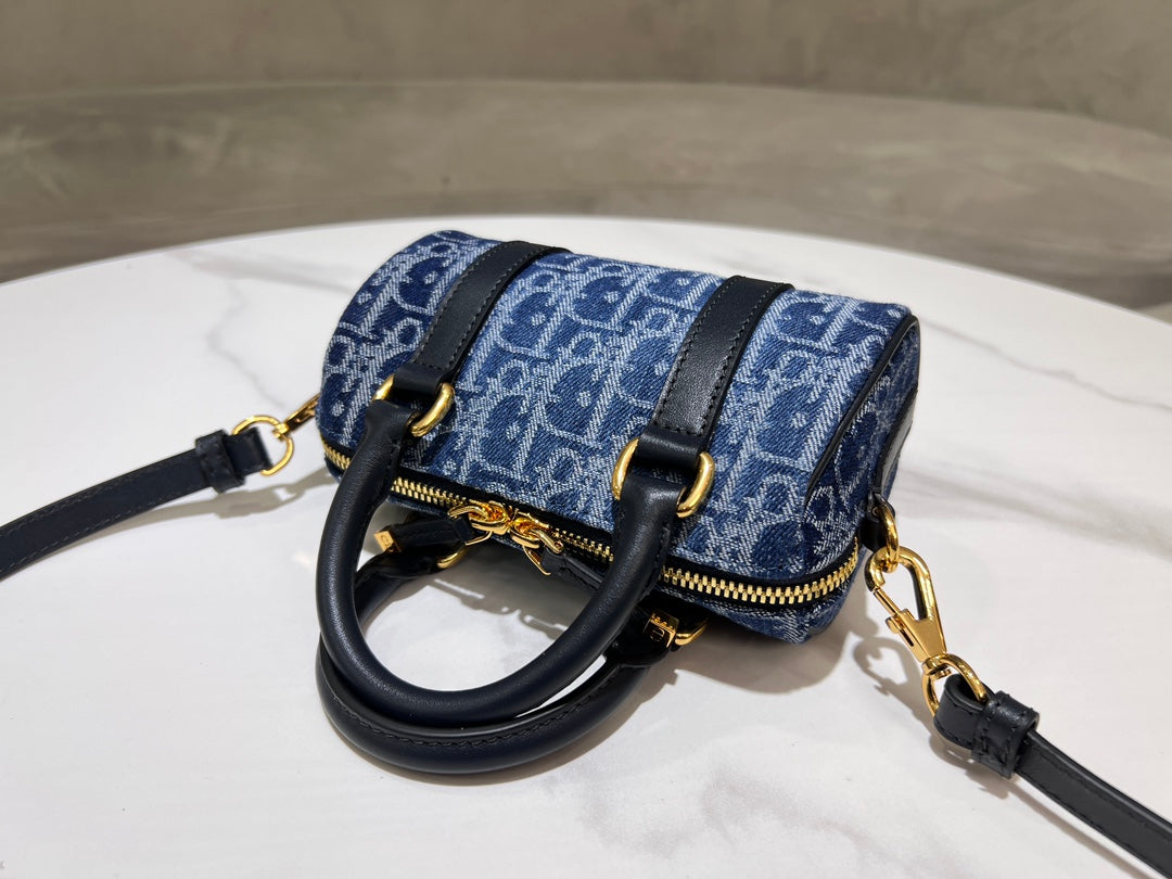 Dior Groove Bag #2348 – Denim Oblique Jacquard in 16cm, 20cm & 25cm