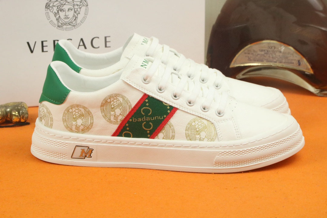 Versace Latest Men’s Casual Sneakers – Year-Round Trend Essential